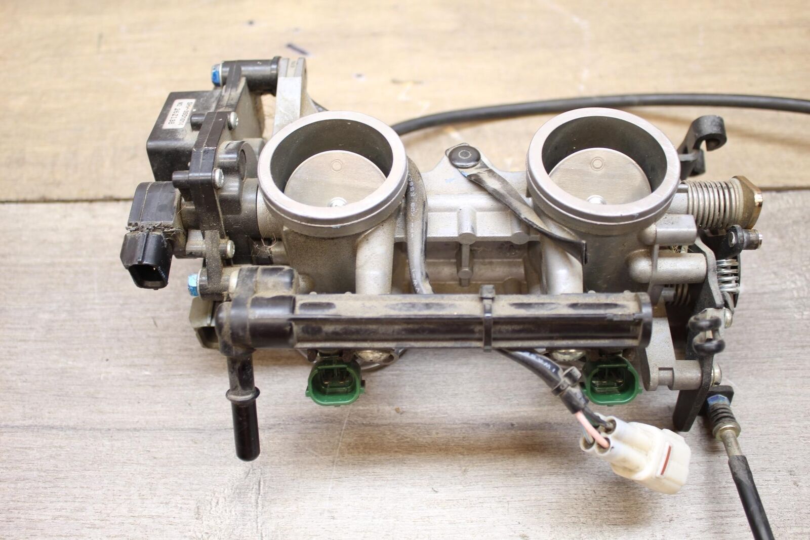 2014 Kawasaki Ninja 650 ABS THROTTLE BODIES