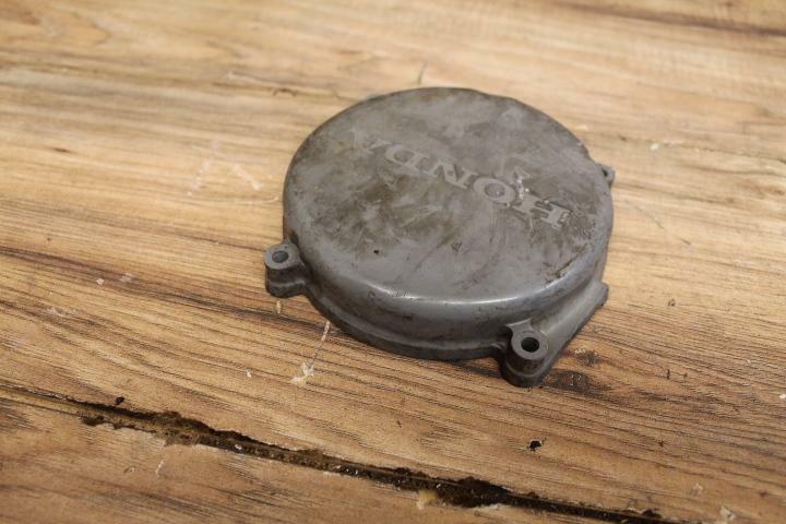 1997 Honda CR250 ENGINE STATOR GENERATOR MAGNETO COVER (PLASTIC) W BOLTS *RELIST