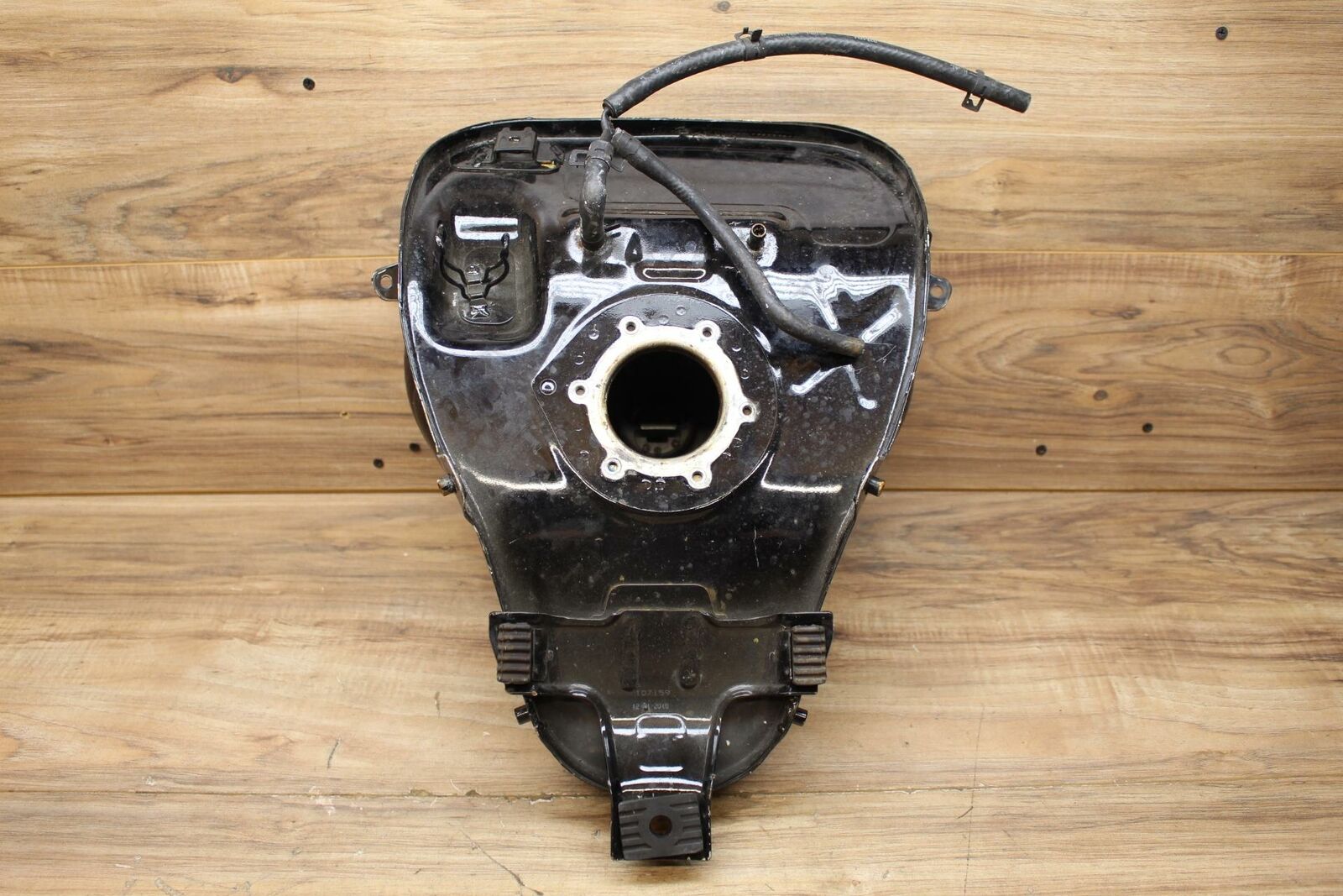 18 2018 KTM 390 DUKE BLACK GAS TANK FUEL CELL PETROL RESERVOIR