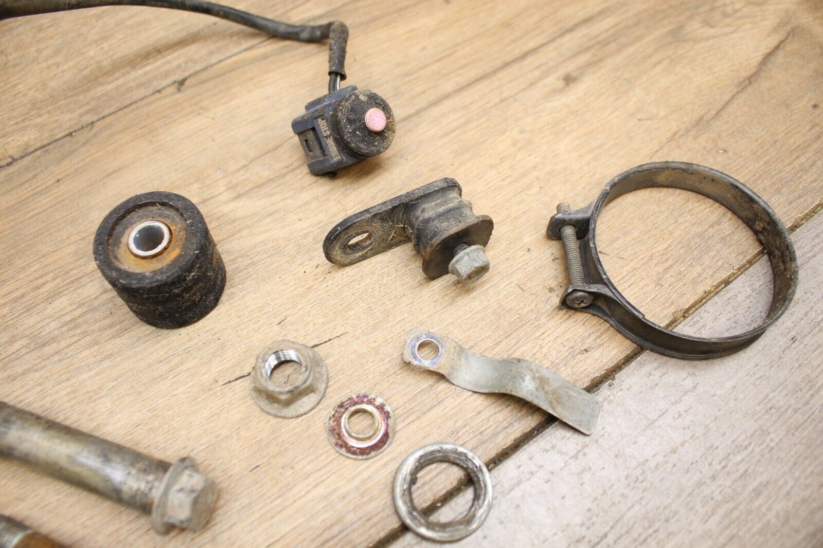 1994 Kawasaki KDX200 MISC BOLTS HARDWARE KILL SWITCH