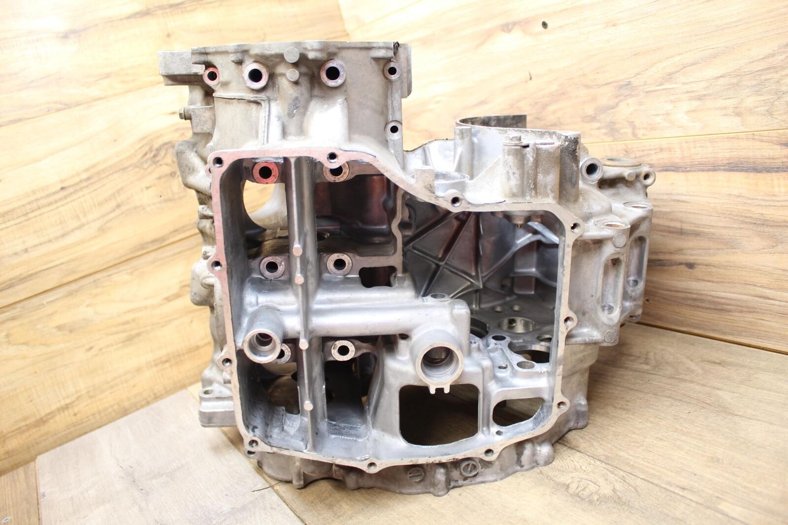 2002 02 Honda CBR600F4i ENGINE MOTOR CRANKCASE UPPRE & LOWER CRANK CASES BLOCK