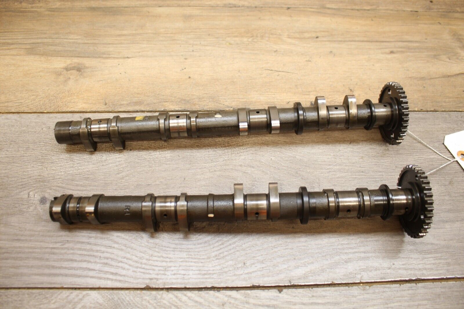 04 05 2005 Suzuki GSXR600 EXHAUST & INTAKE CAMSHAFT SET CAM SHAFT