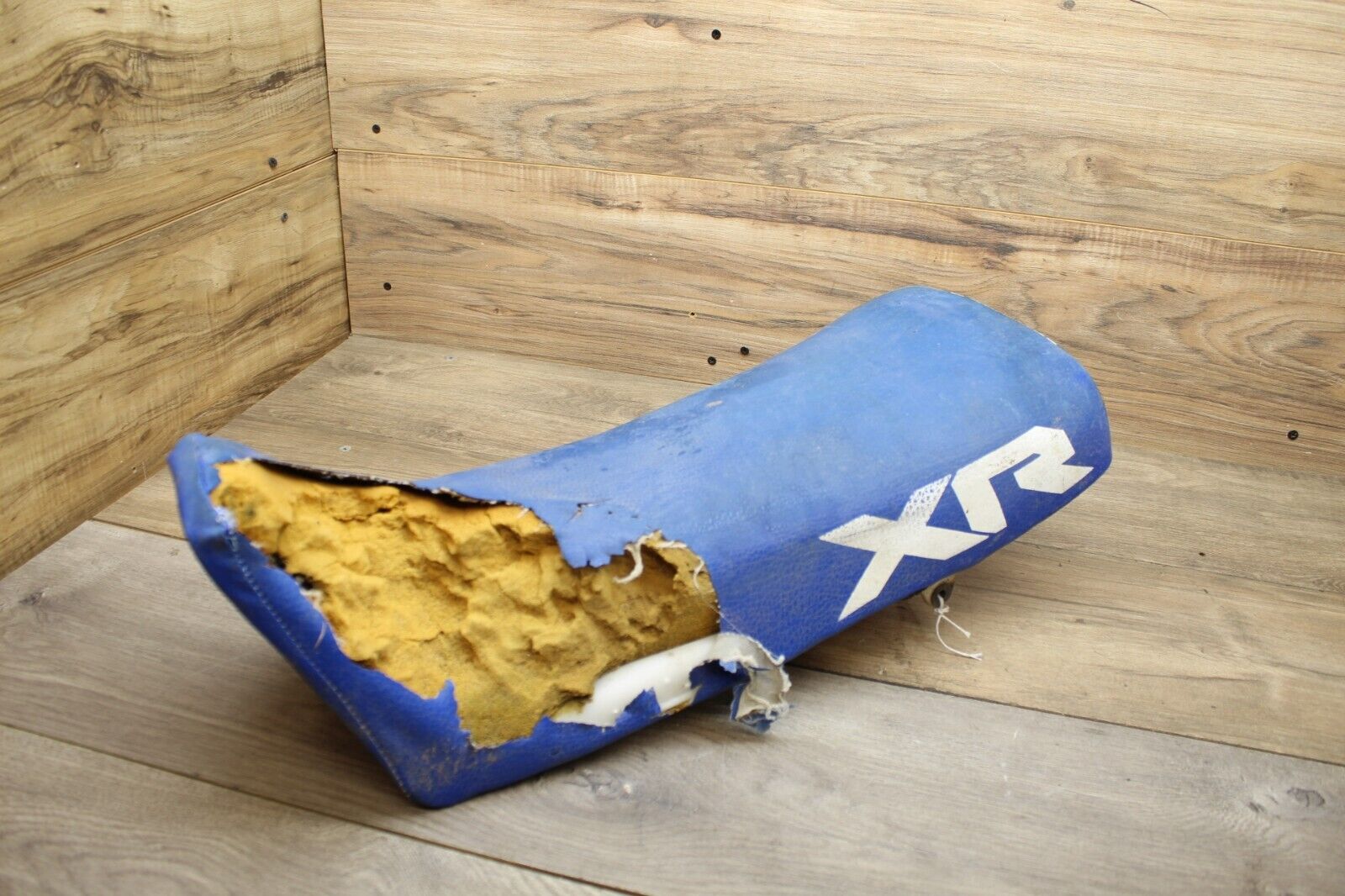 1985 Honda XR100 SEAT SADDLE