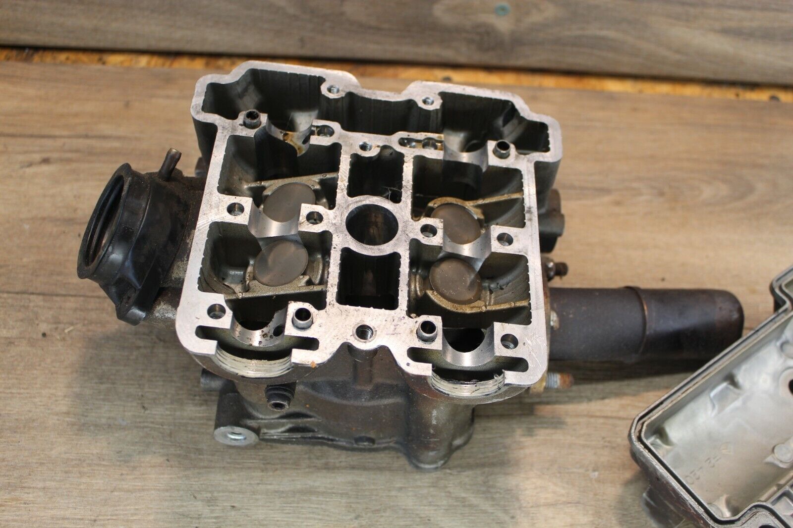 2002 SUZUKI SV650 REAR ENGINE TOP END CYLINDER HEAD