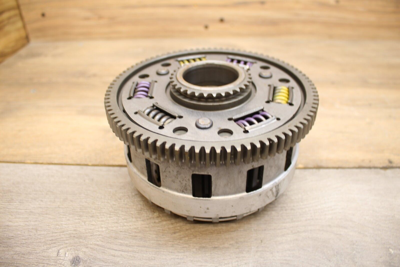 06 07 2007 Yamaha YZF R6 R6R CLUTCH BASKET HUB