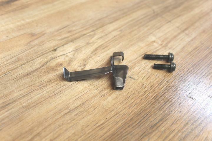 2000 Yamaha V Star 650 XVS650 Custom INNER STATER HARDWARE BOLTS BRACKET