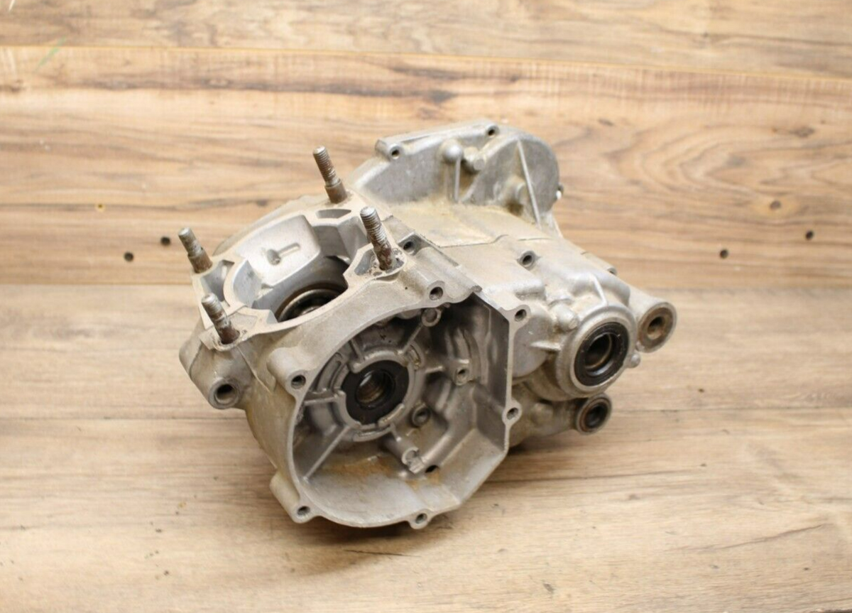 2005 05 Kawasaki KX100 ENGINE MOTOR LEFT RIGHT CRANKCASE CRANK CASES BLOCK