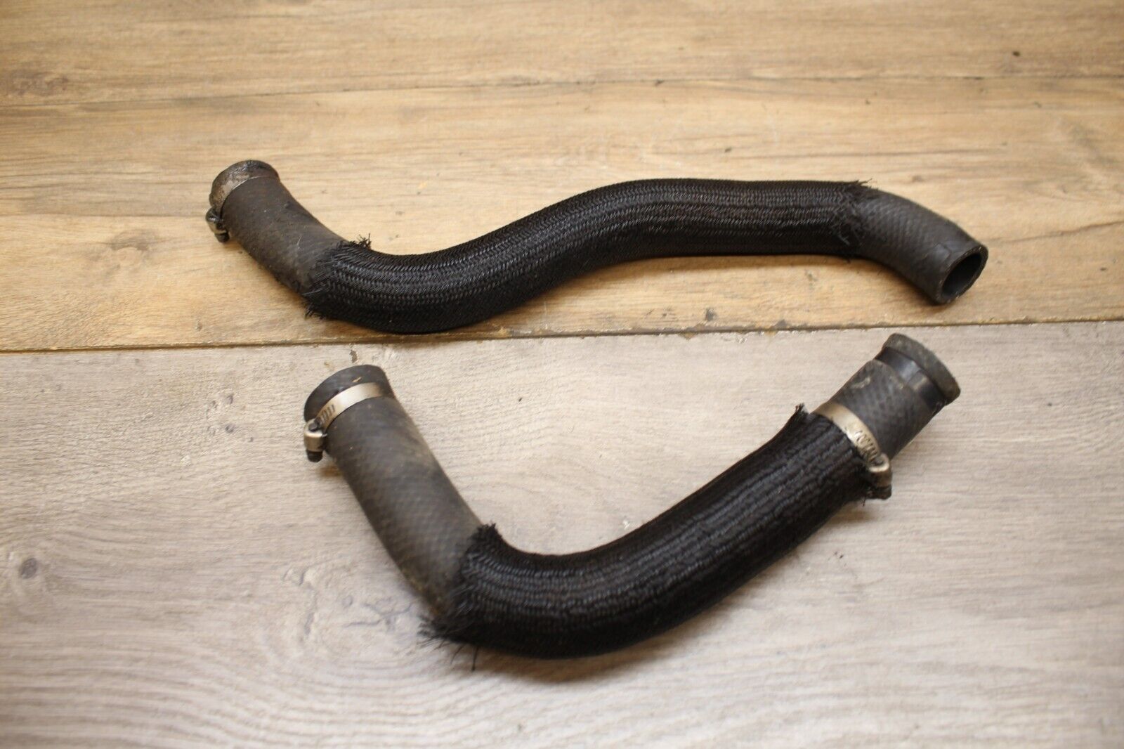 06 07 2006 2007 Suzuki GSXR600 ENGINE COOLING COOLANT HOSE PAIR HOSES