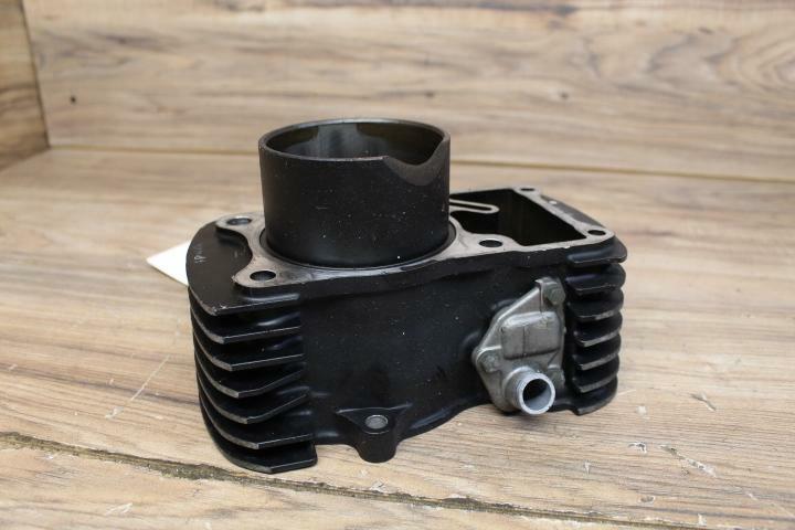 2009 09 Suzuki Boulevard C50 ENGINE TOP END CYLINDER HEAD REAR