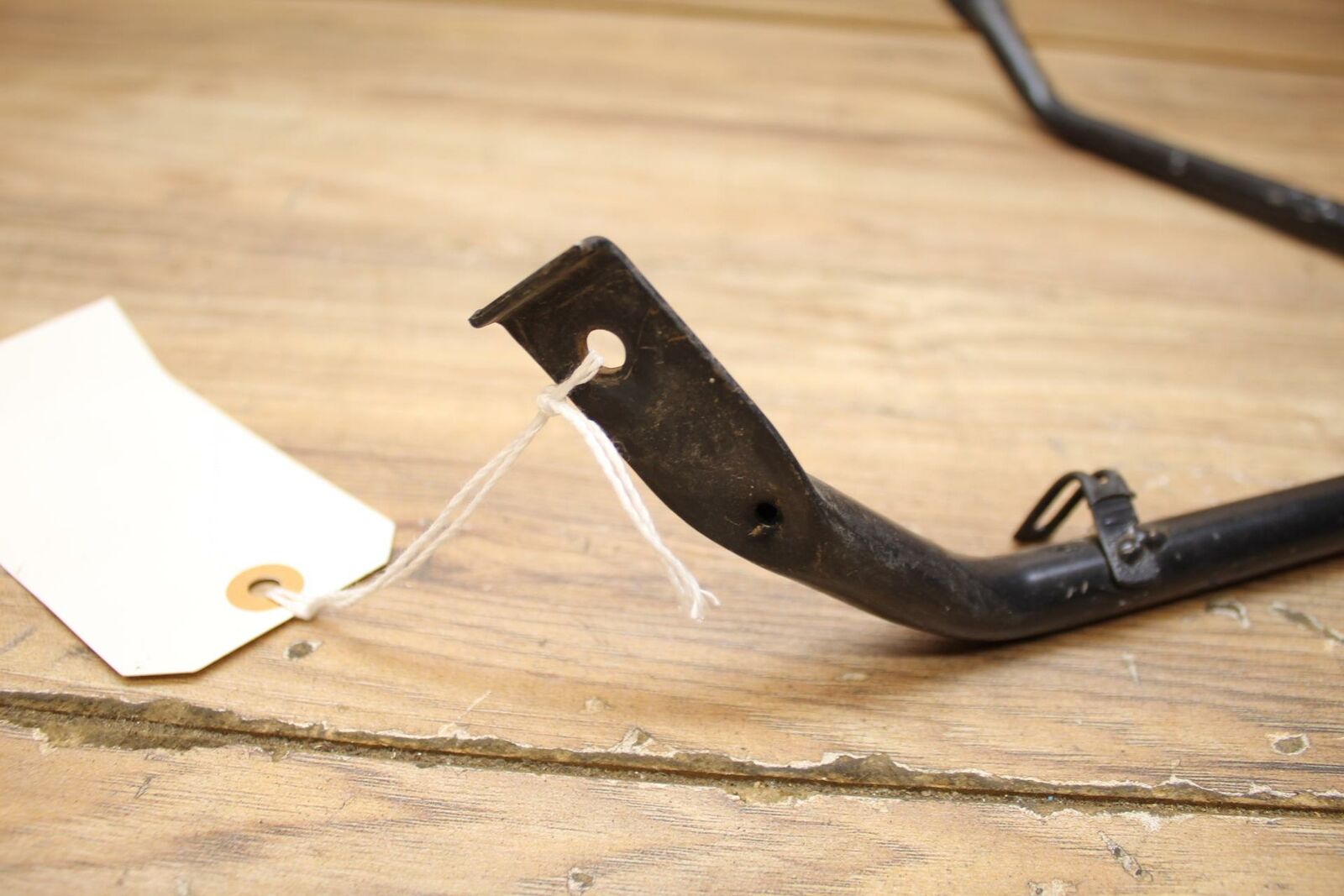 2000 Honda Elite 80 CH80 FRONT FENDER BRACKET