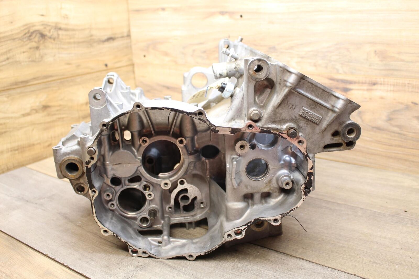 2002 02 Honda CBR600F4i ENGINE MOTOR CRANKCASE UPPRE & LOWER CRANK CASES BLOCK