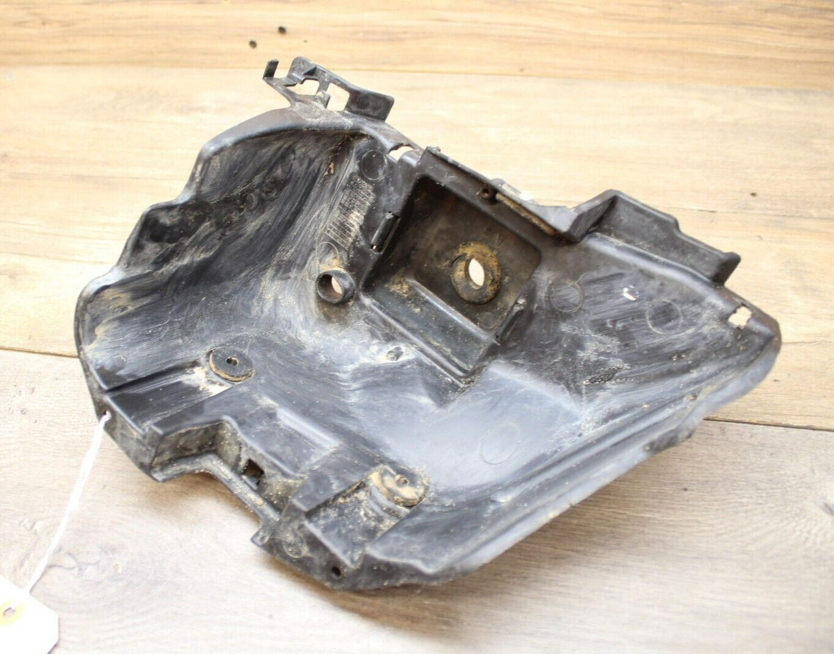 2009 09 Honda Recon TRX 250 TRX250 LEFT HEADLIGHT HOUSING HEAD LAMP BEZEL