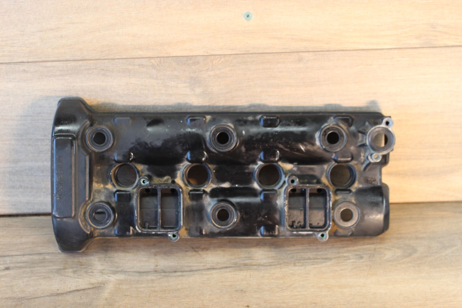 2002 SUZUKI GSXR1000 ENGINE TOP END CYLINDER HEAD COVER 11171-35F00