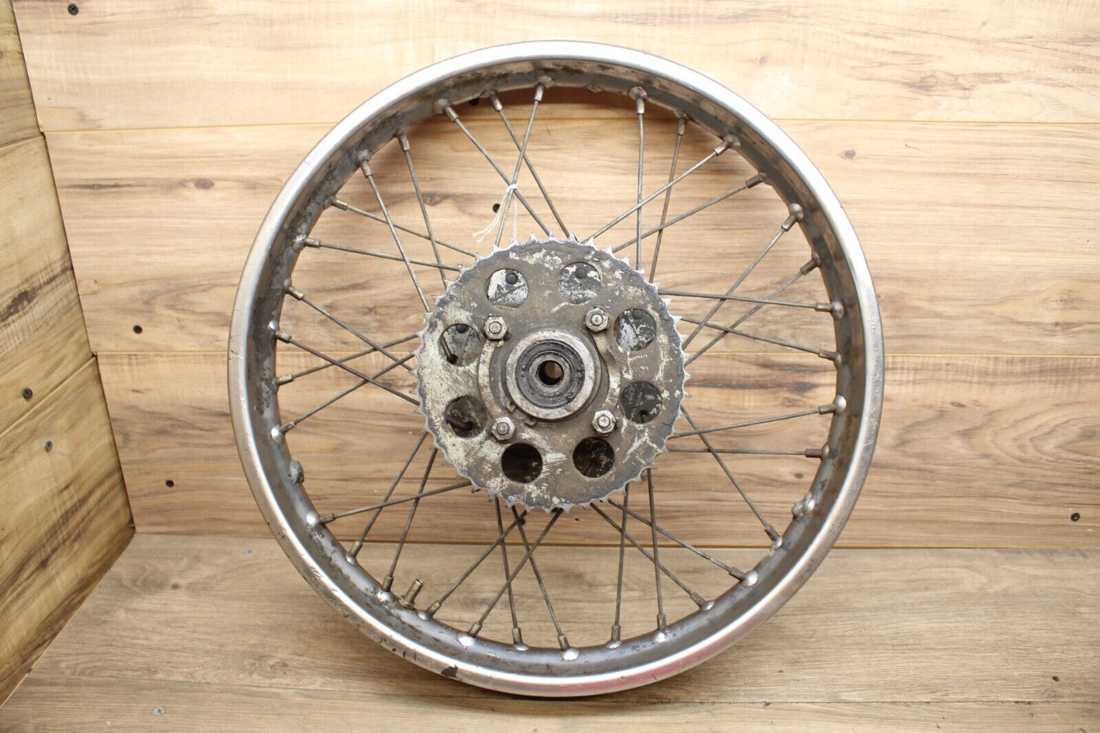 1997 97 Yamaha RT100 RT 100 REAR BACK WHEEL RIM