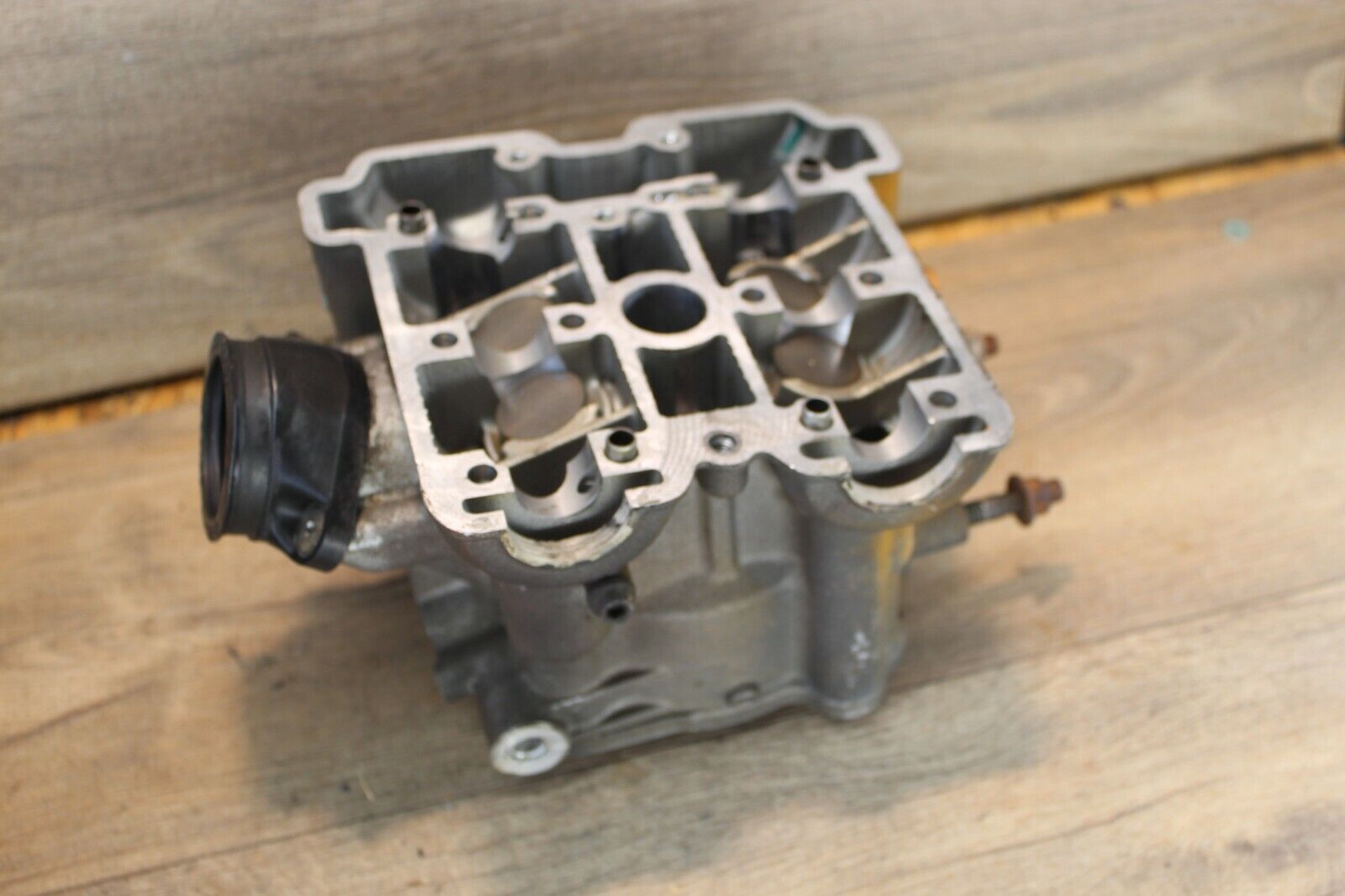 2002 SUZUKI SV650 REAR ENGINE TOP END CYLINDER HEAD