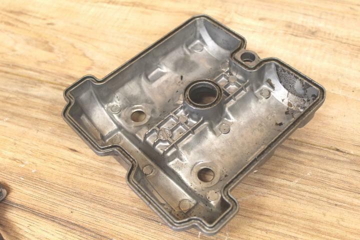 2001 Suzuki SV650 ENGINE TOP END CYLINDER HEAD HARDWARE