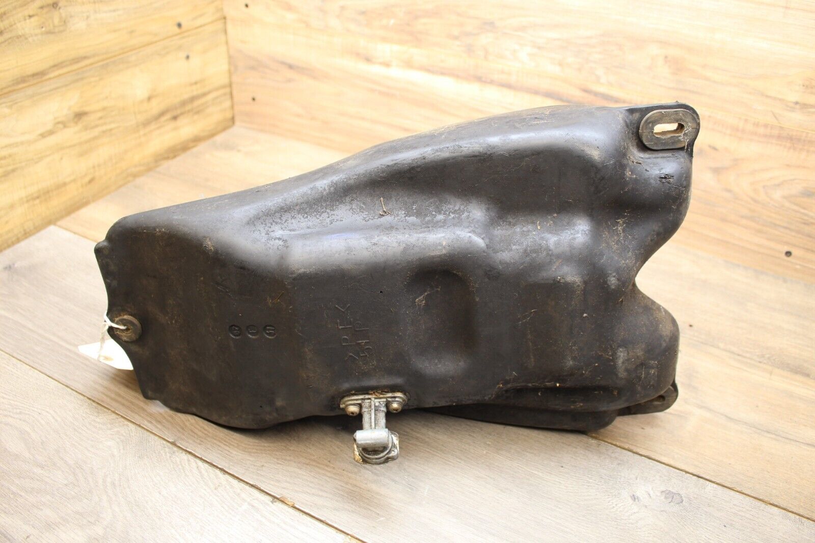 01-05 2003 03 Yamaha RAPTOR 660R 660 GAS TANK BLACK