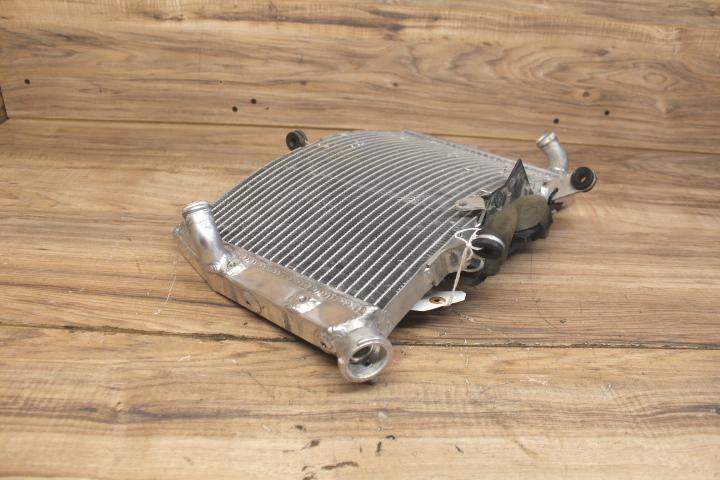 2009 09 Yamaha YZF R6 AFTERMARKET ENGINE RADIATOR MOTOR COOLER COOLING