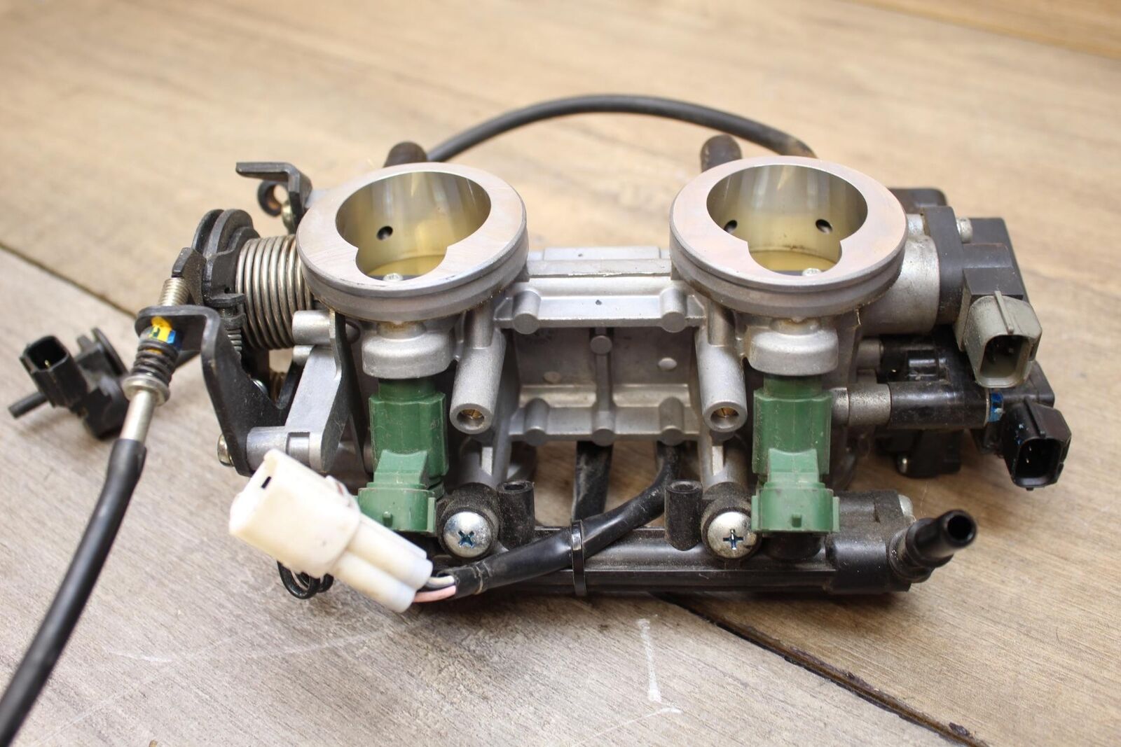 2014 Kawasaki Ninja 650 ABS THROTTLE BODIES