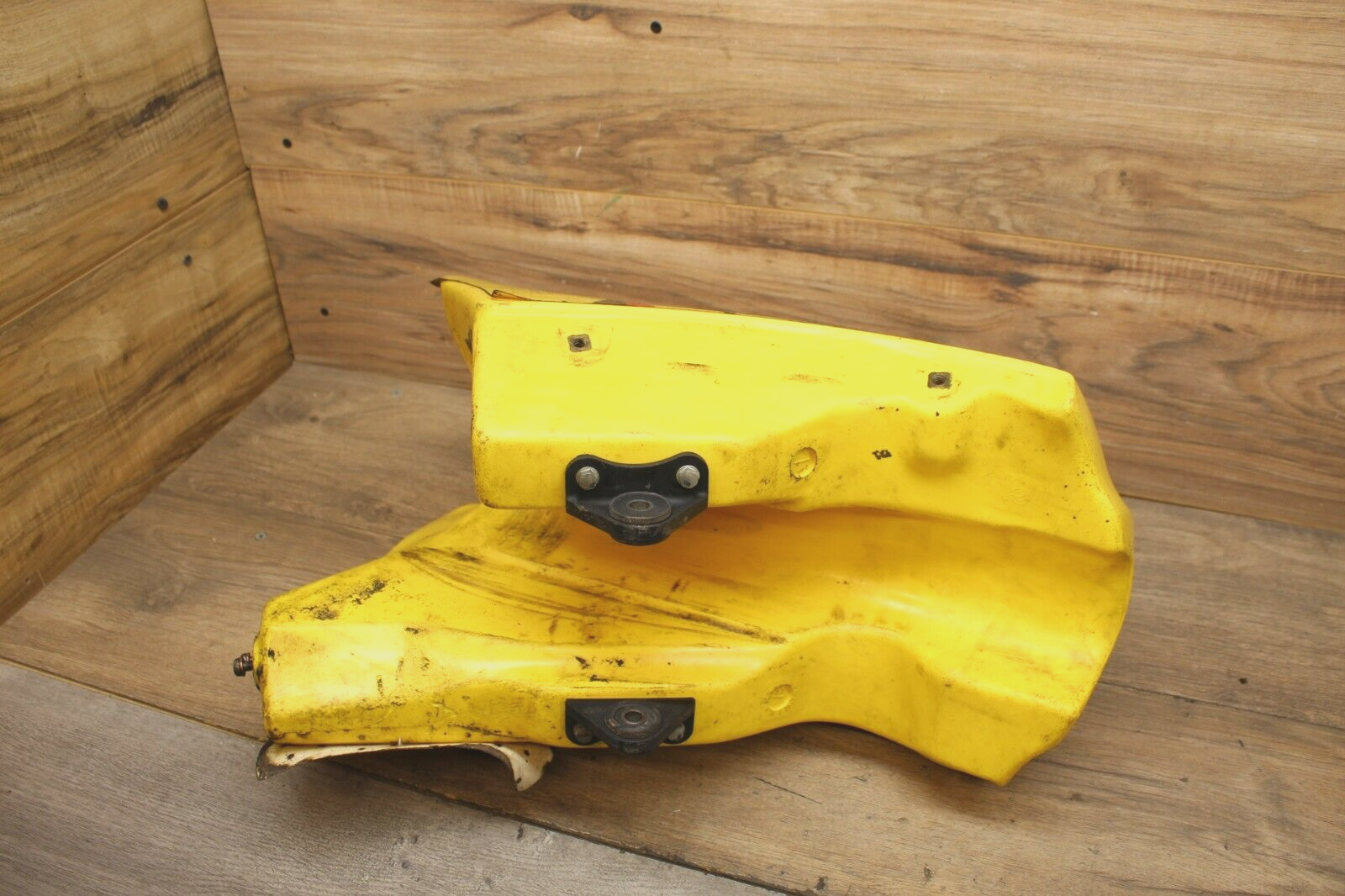 1992 92 Suzuki RM125 RM 125 YELLOW GAS TANK FUEL CELL RESERVOIR