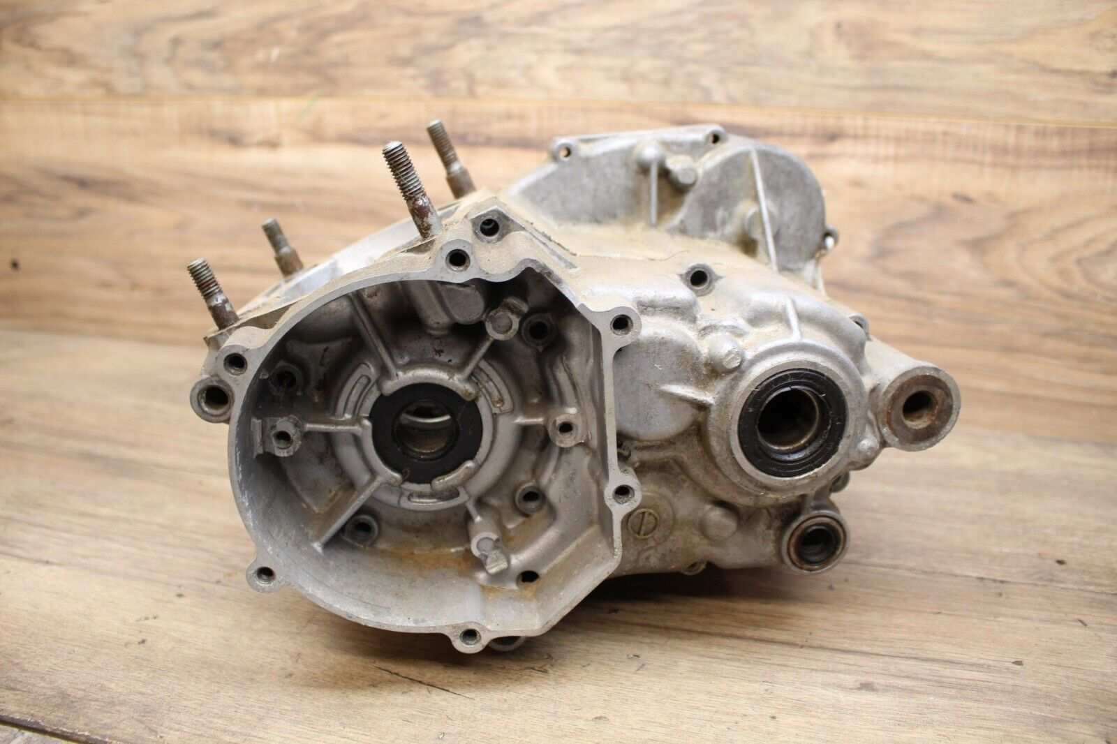 2005 05 Kawasaki KX100 ENGINE MOTOR LEFT RIGHT CRANKCASE CRANK CASES BLOCK