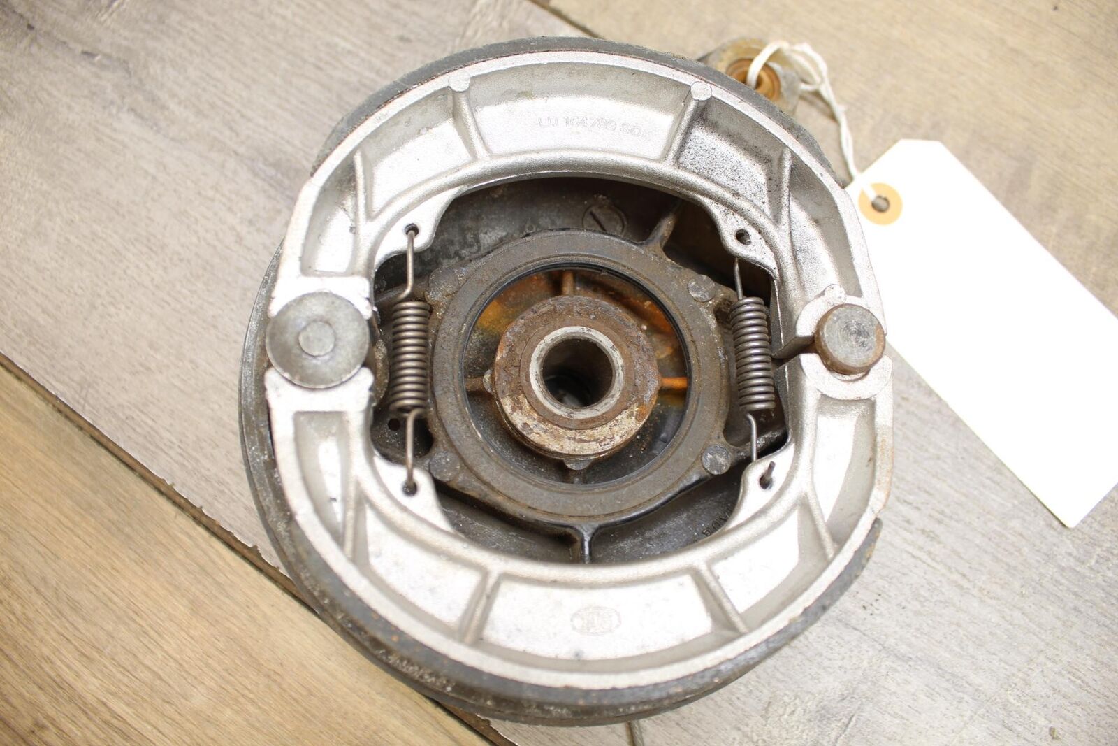 1992 Suzuki DR250S REAR BACK BRAKE DRUM ASSEMBLY