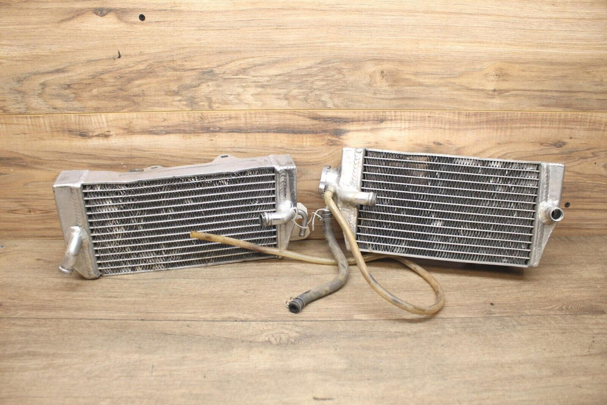 2002 Honda CRF450R AFTERMARKET LEFT RIGHT ENGINE MOTOR COOLING RADIATOR SET