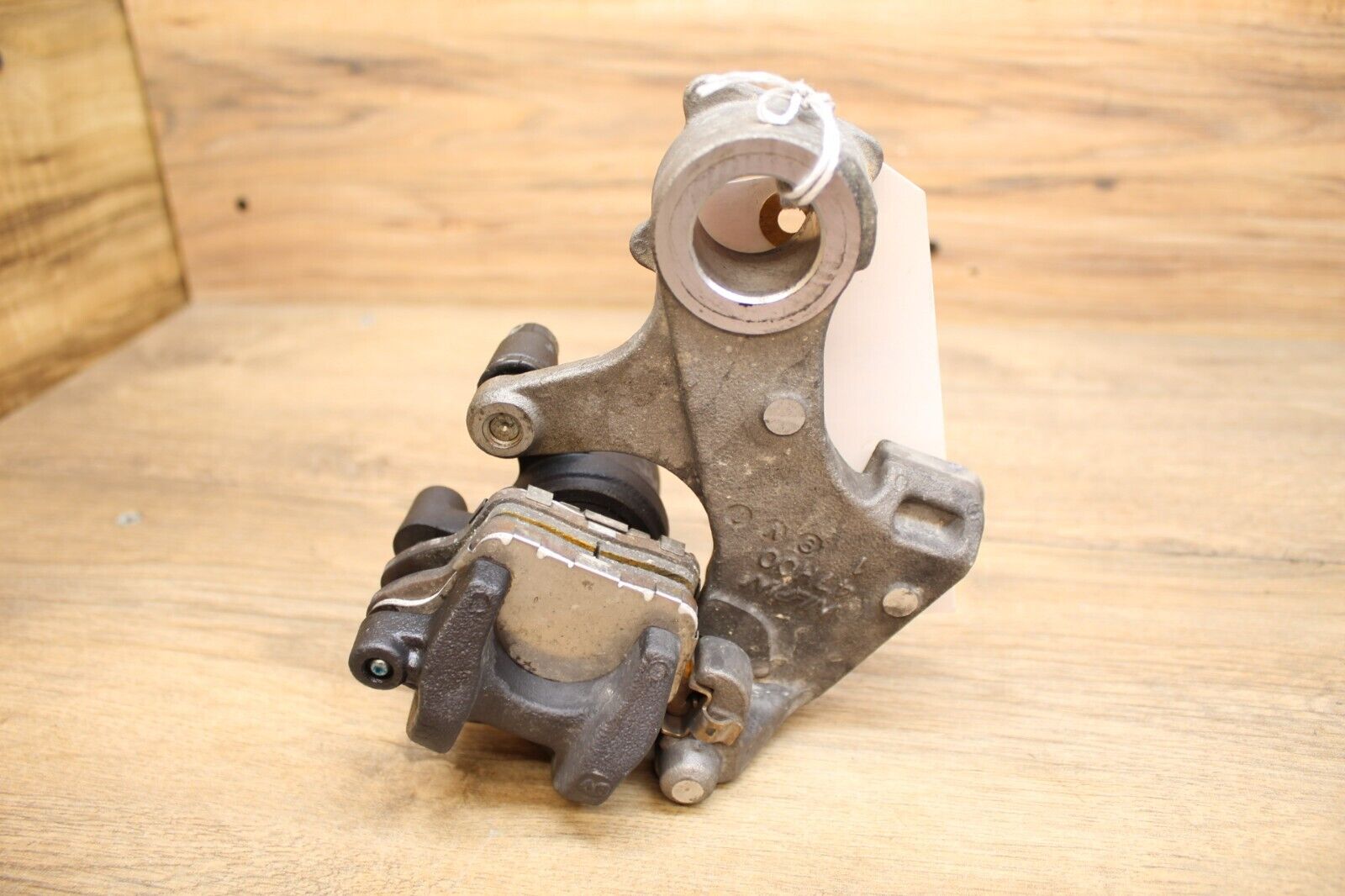 2020 Suzuki GSXR600 REAR BACK BRAKE CALIPER W HANGER BRACKET