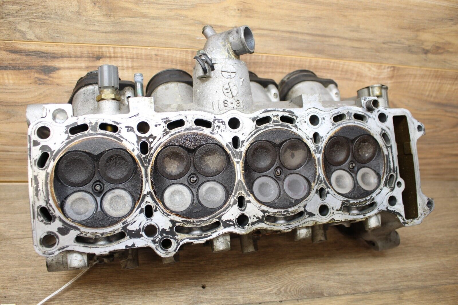 01 02 2002 Suzuki GSXR1000 GSXR 1000 Engine Cylinder Head w Covers