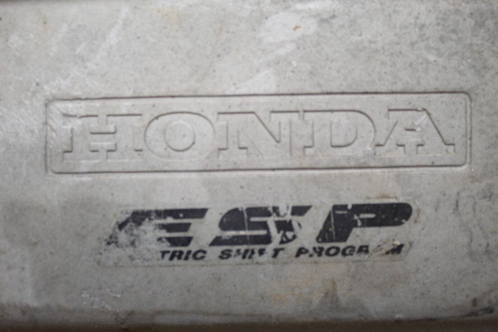 1999 Honda Foreman 450 ES 4x4 GRAY ENGINE RIGHT SIDE COVER