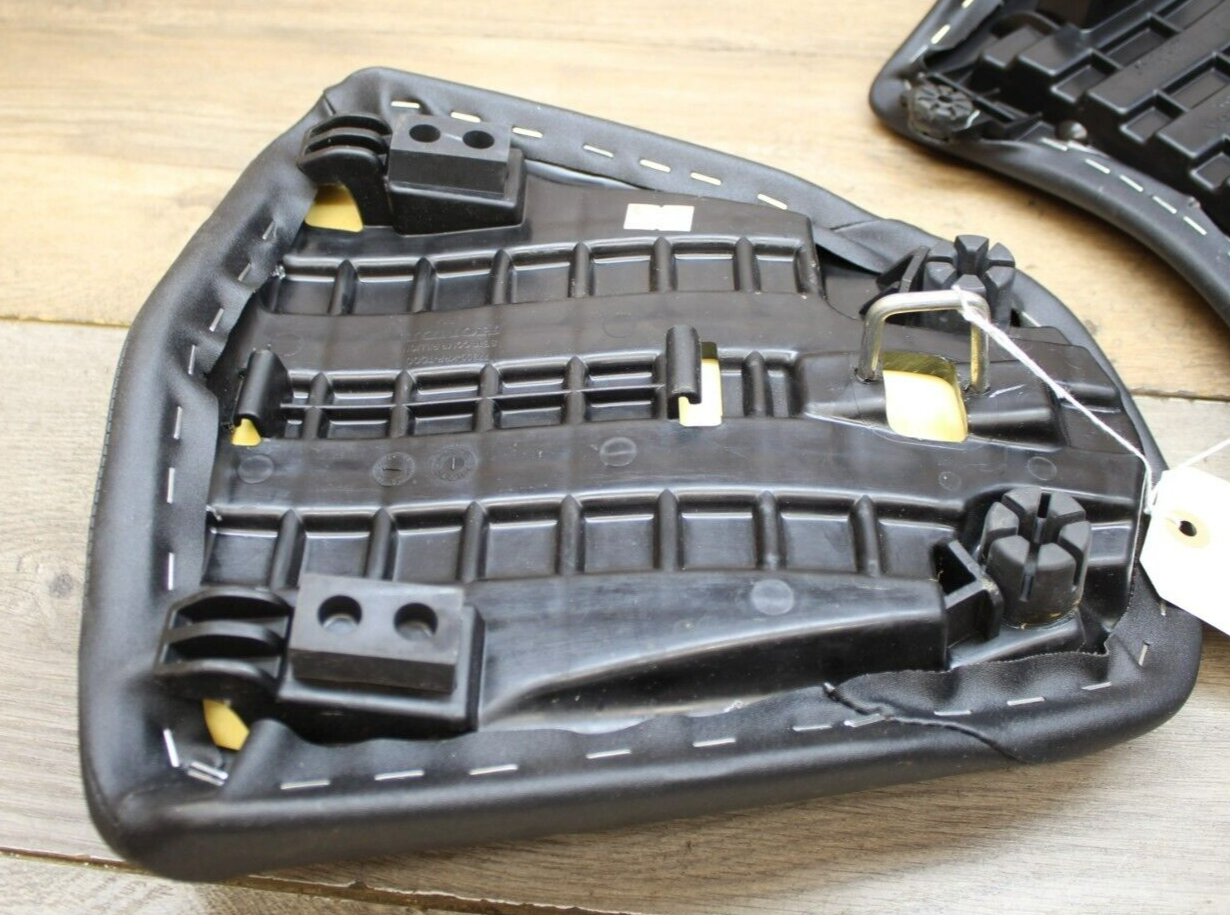 15-22 2022 22 Honda CBR300R CBR 300 OEM Front & Rear Back Seat Set Seats *Nice