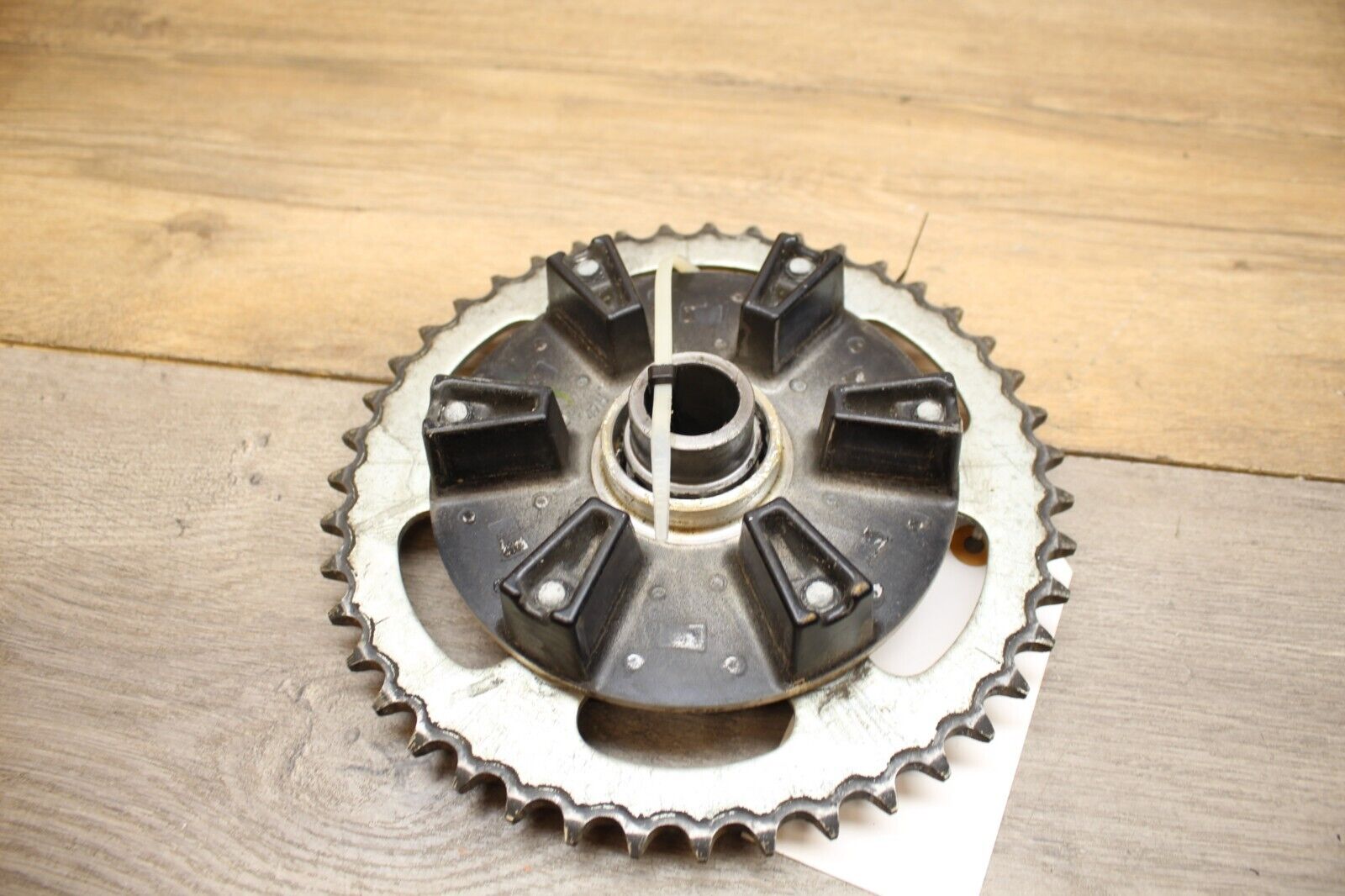 2020 Suzuki GSXR600 REAR BACK HUB W SPROCKET 43T 525 PITCH W INNER SPACER