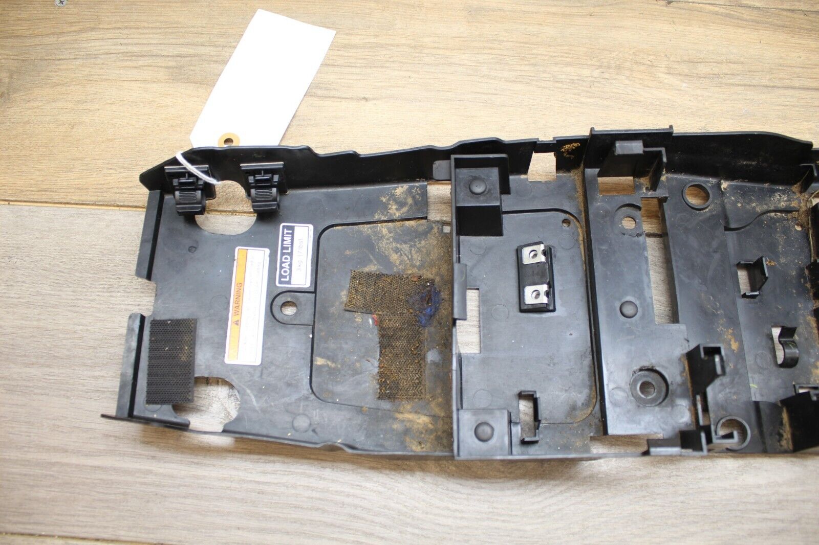 08-16 2009 Yamaha YZF R6R SUBFRAME BATTERY TRAY INNER UNDER TAIL W HARDWARE