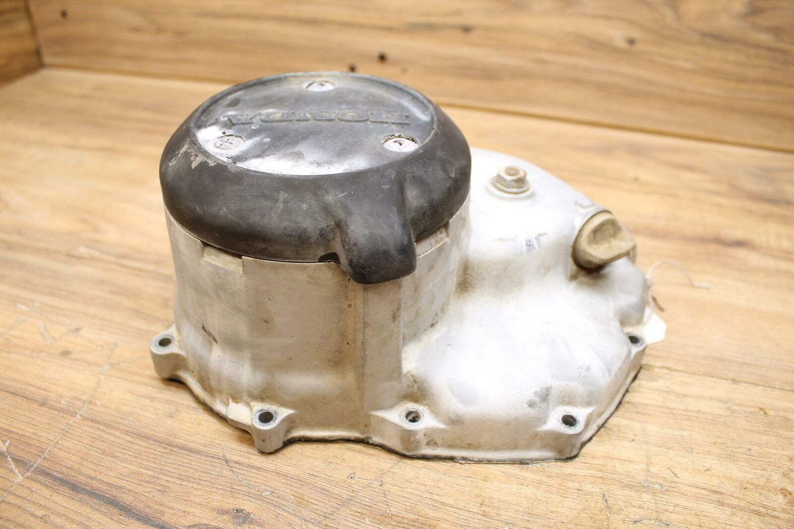 1984 Honda Big Red 200 ATC200ES CLUTCH SIDE ENGINE MOTOR COVER