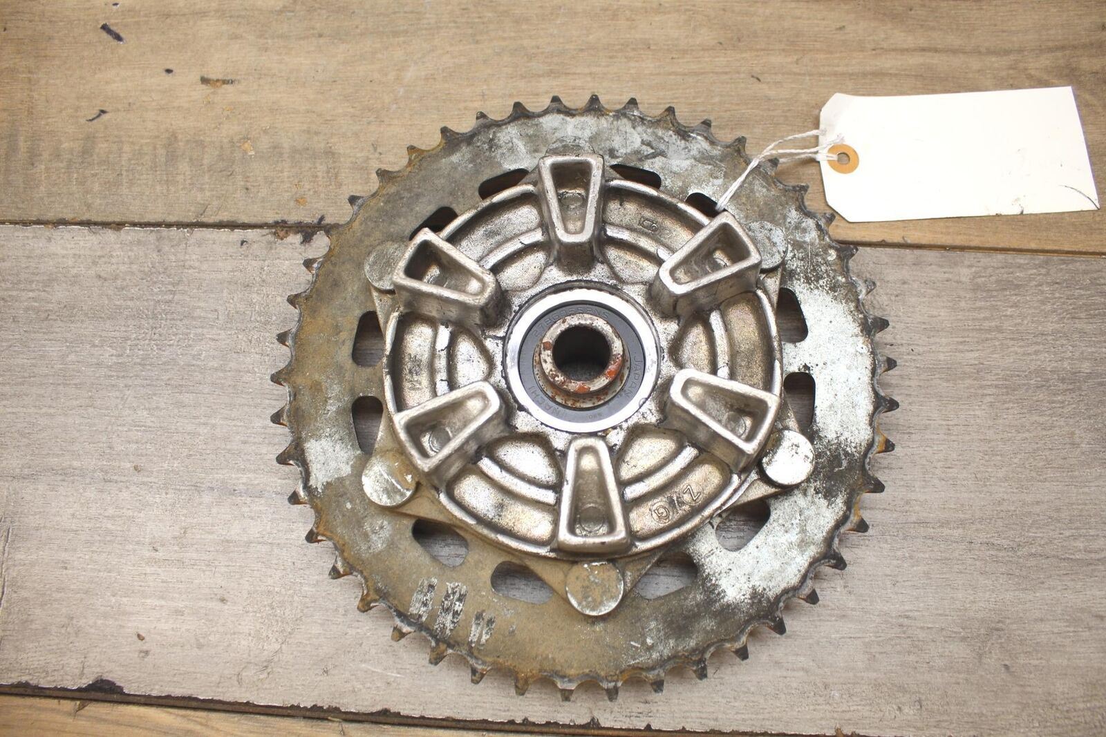 01-06 HONDA CBR600F4I REAR BACK HUB W 46T SPROCKET