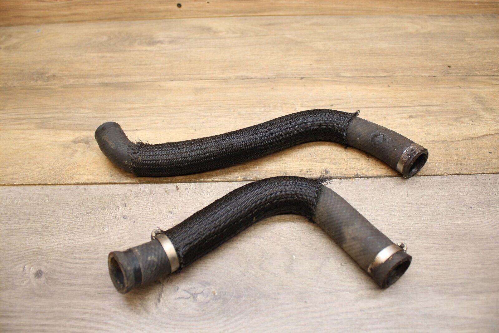 06 07 2006 2007 Suzuki GSXR600 ENGINE COOLING COOLANT HOSE PAIR HOSES