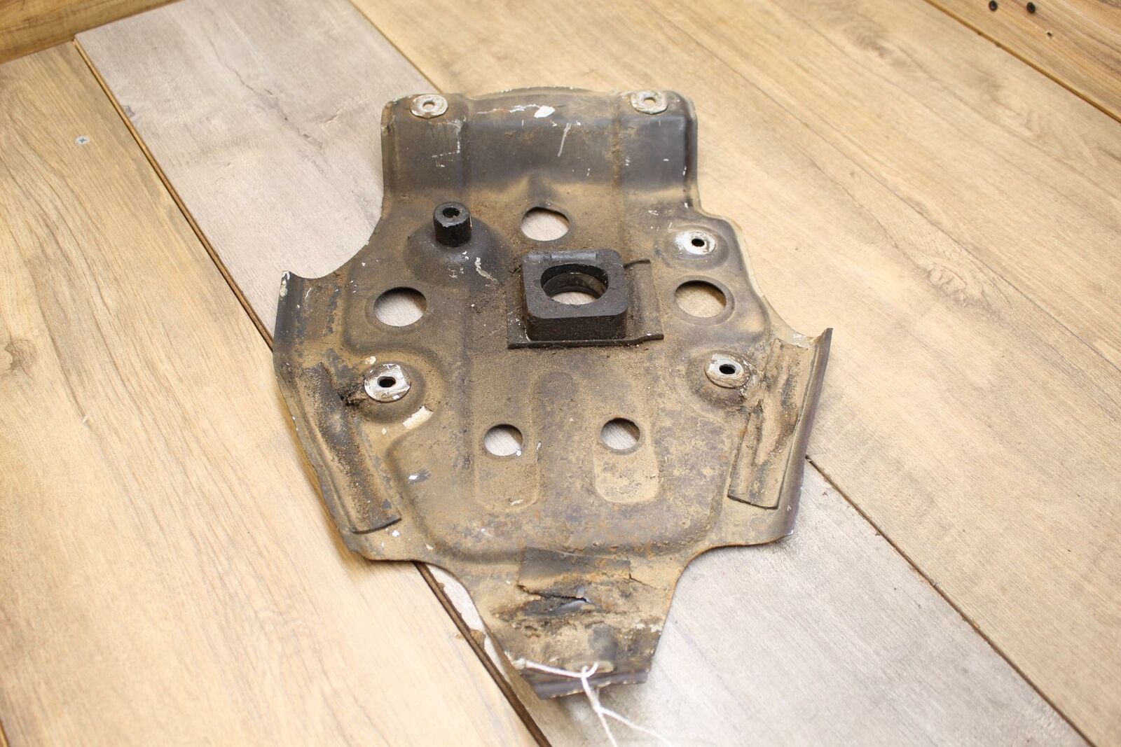 1987 Kawasaki Mojave 250 KSF250A LOWER BOTTOM SKID PLATE GUARD SHIELD