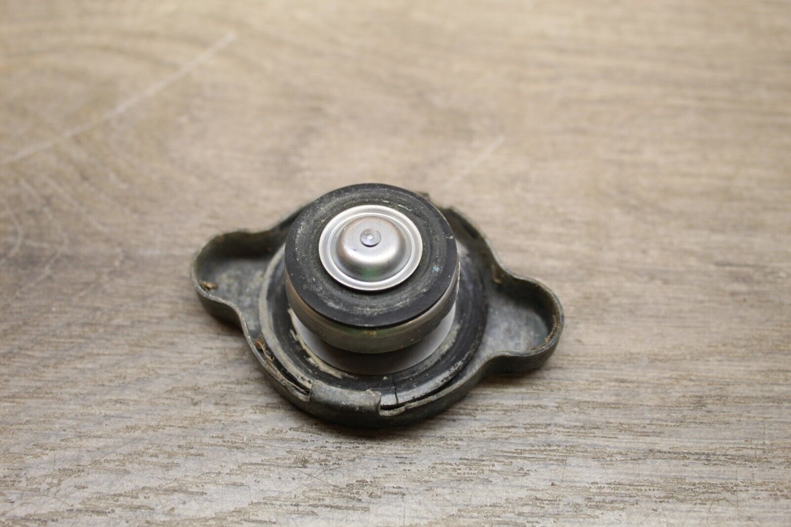 1994 Kawasaki KDX200 ENGINE COOLING RADIATOR CAP