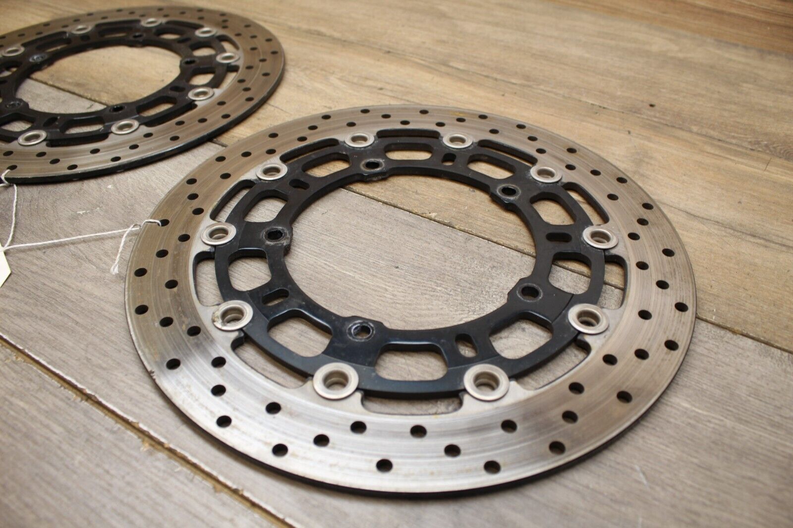 08-16 2015 15 Yamaha YZF R6 R6R FRONT BRAKE ROTOR PAIR ROTORS W BOLTS